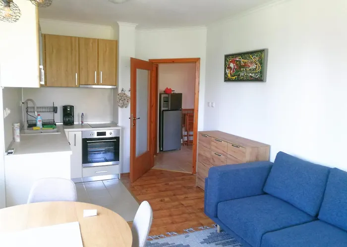 Sapphire Mountain 2 *